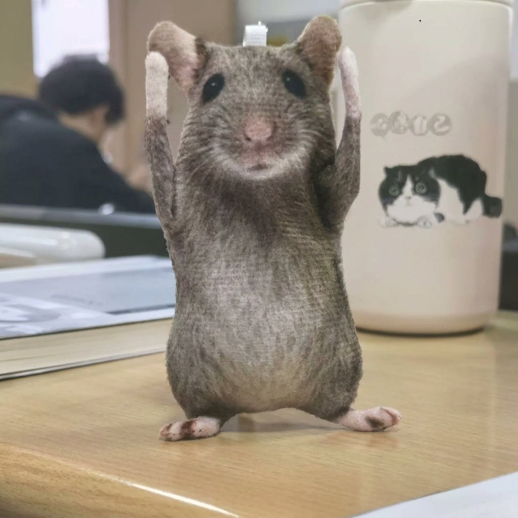 Realistic Mouse Carrier